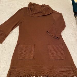 Sweater tunic runs large to xl